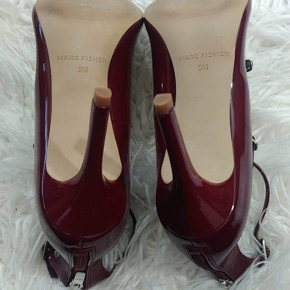 Marc Fisher the "daily" patent strappy pumps - Picture 7 of 8